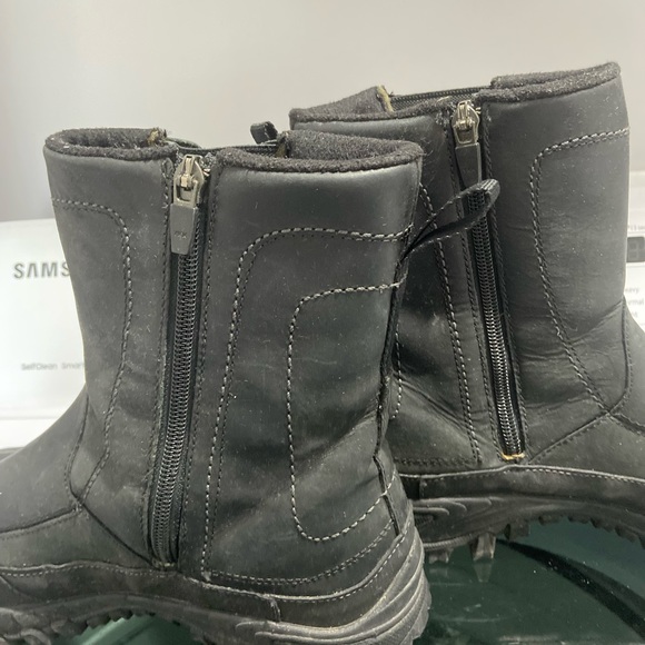 Merrill - Mens Gortex weather proof winter boots - SZ 7 - Picture 4 of 12